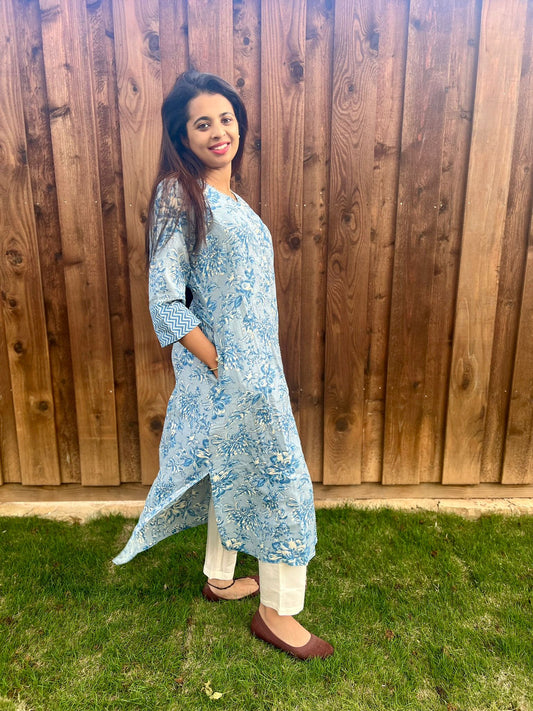 Blue and White Flowers Women Kurta